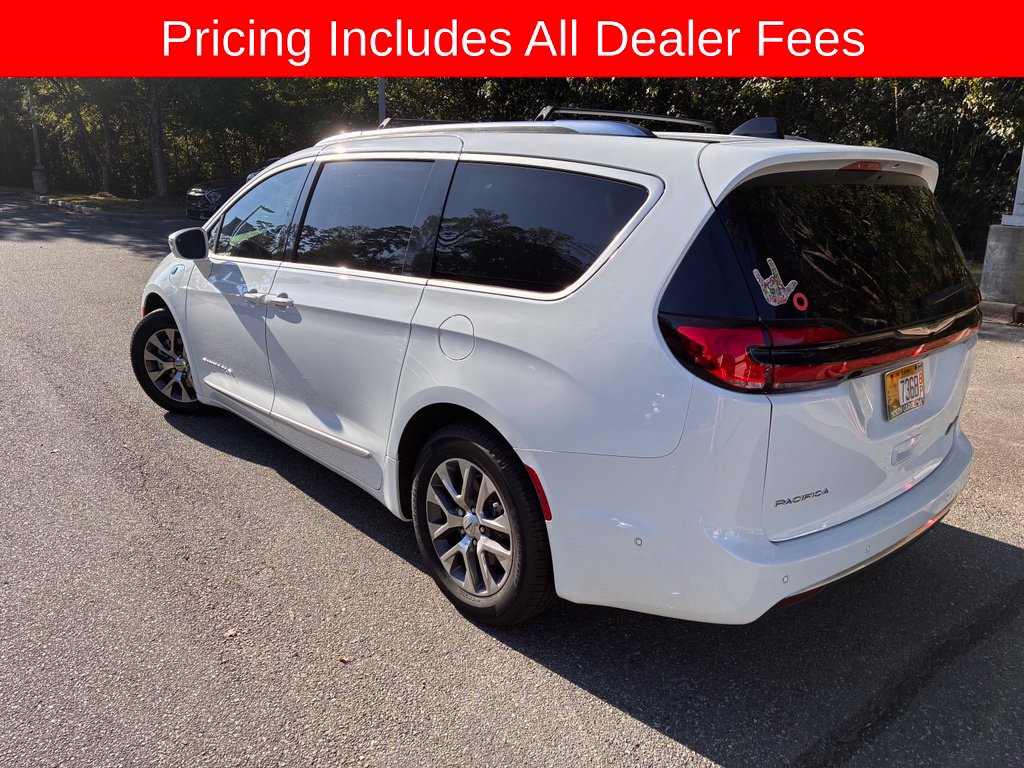 Used 2024 Chrysler Pacifica Plug-In Hybrid Pinnacle Minivan/Van