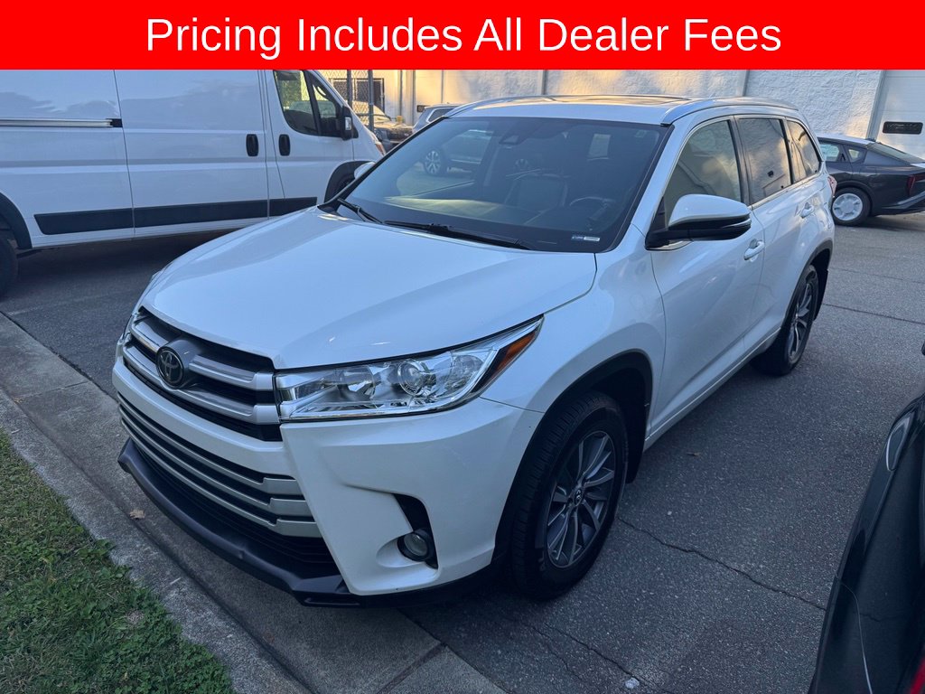 Used 2017 Toyota Highlander XLE SUV