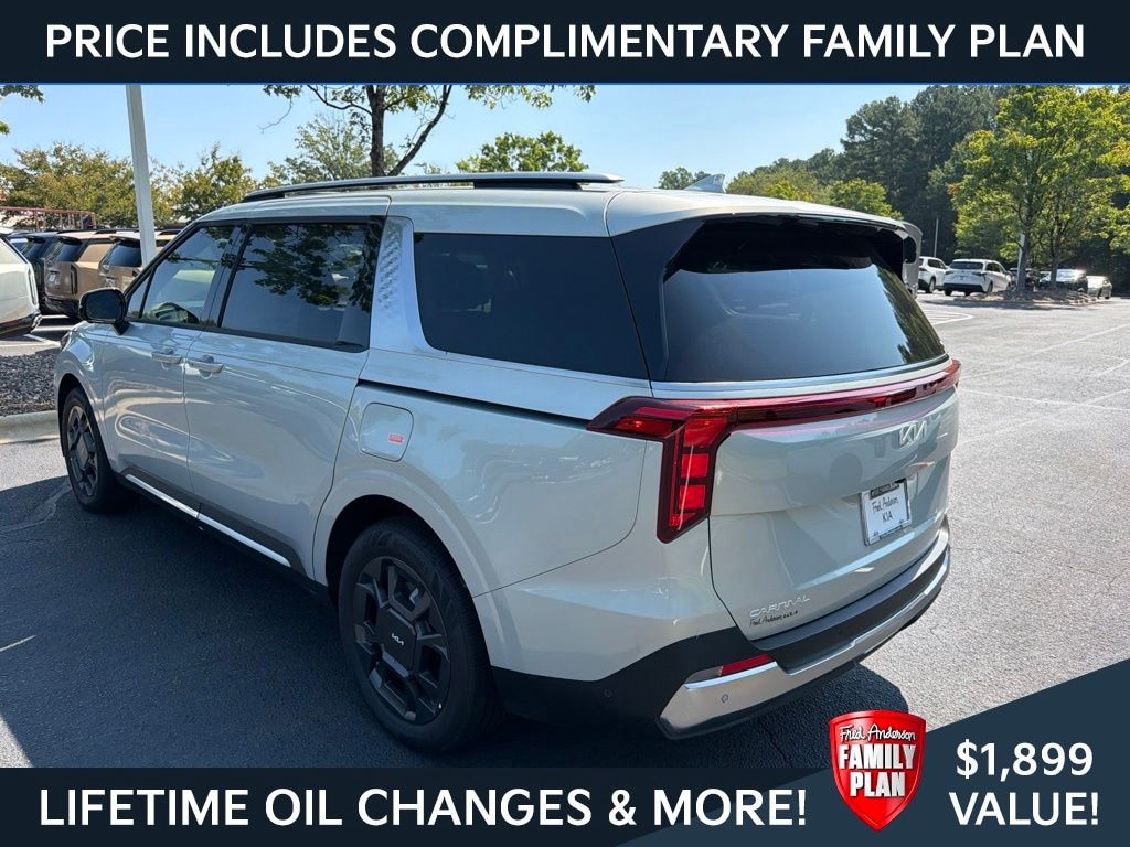 New 2027 Kia Carnival Hybrid SX Van Passenger Van