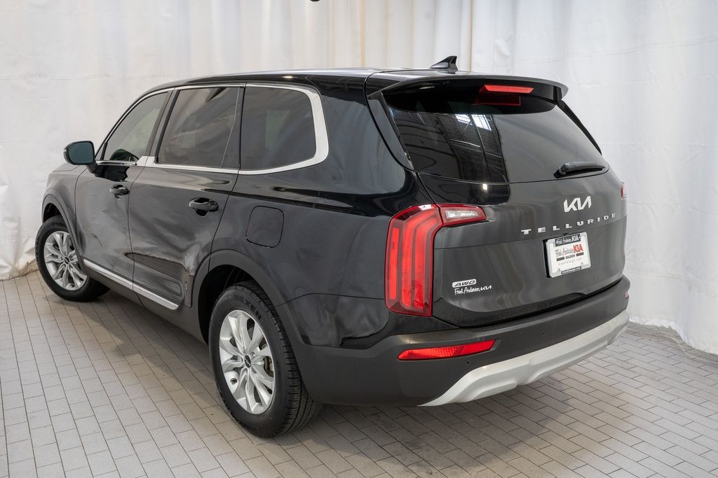 Used 2022 Kia Telluride LX SUV