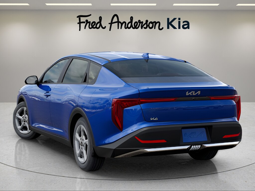 2025 Kia K4 LXS photo 4