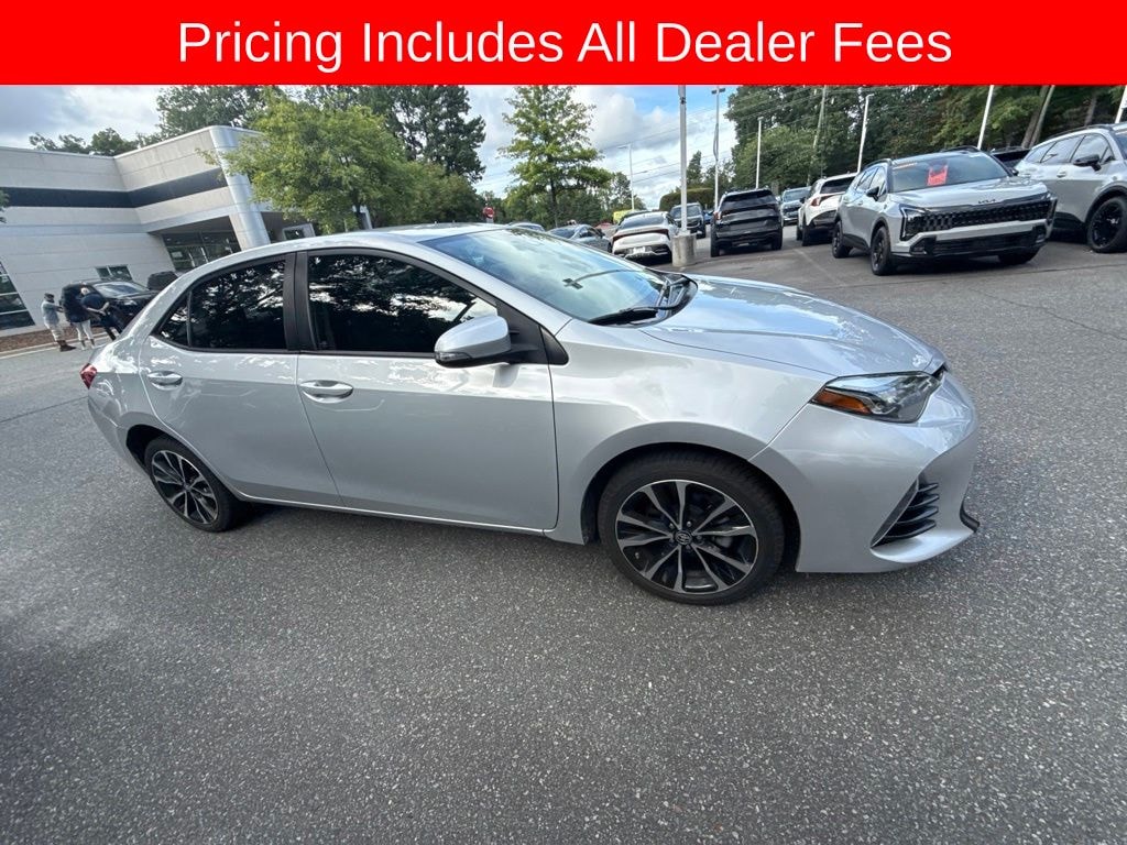 Used 2017 Toyota Corolla SE Sedan