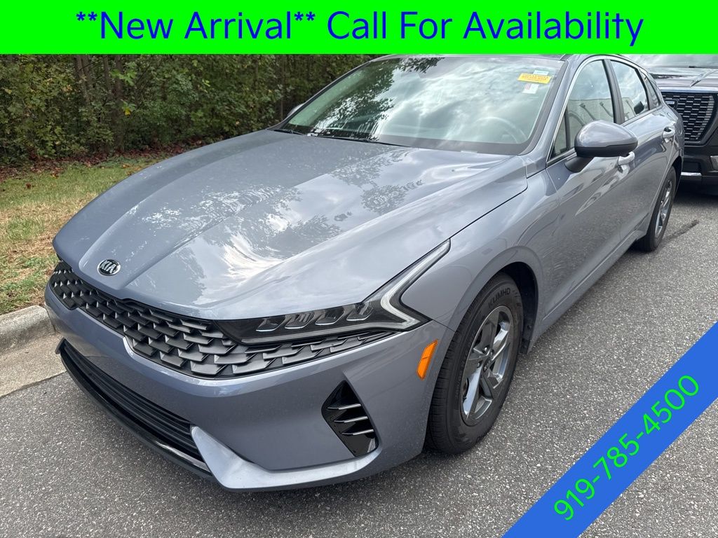 2021 Kia K5 LX photo 3
