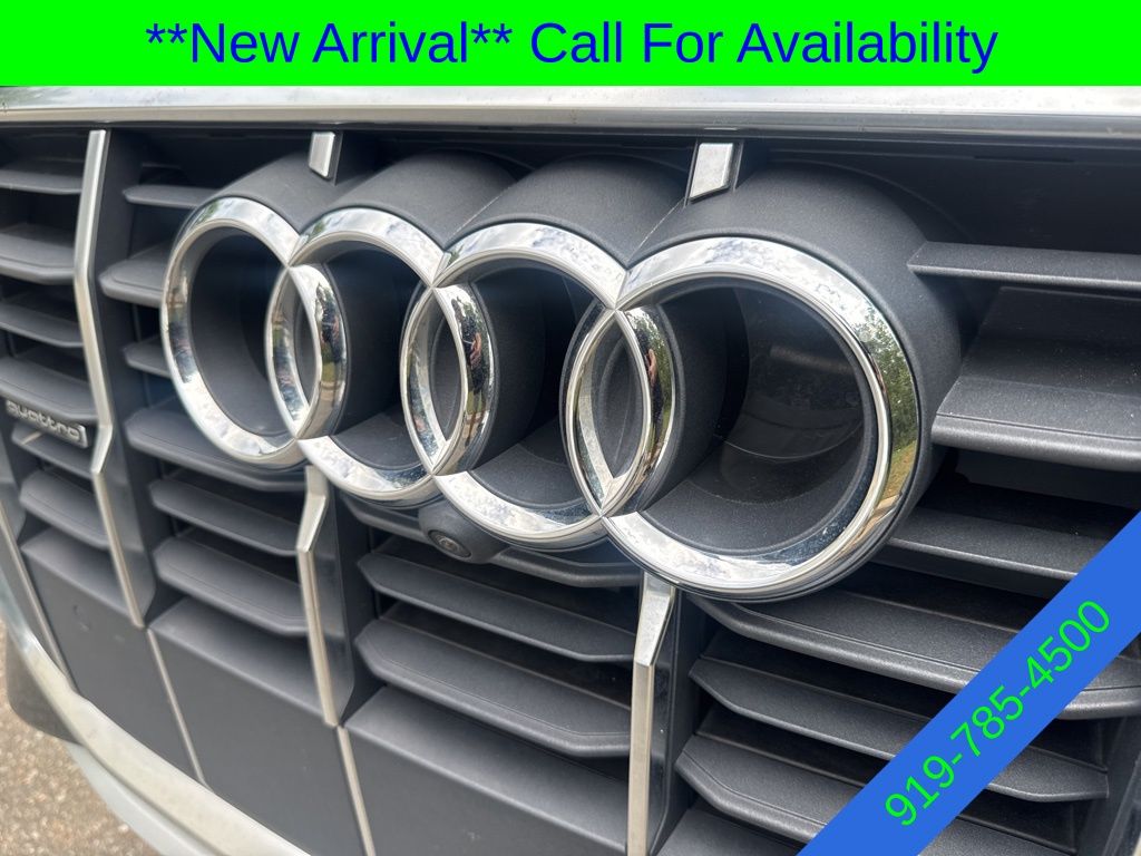 2022 Audi Q7 55 Premium photo 4