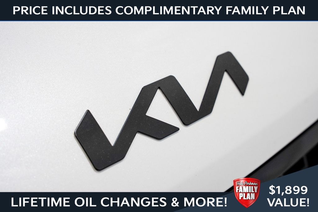 New 2026 Kia Carnival Hybrid SX Van Passenger Van
