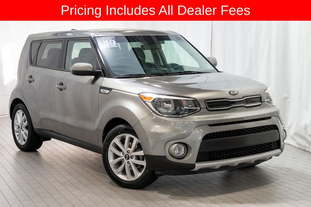 2019 Kia Soul 2.0L + 6 A/T's photo