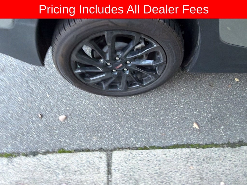 Used 2024 GMC Terrain SLE SUV