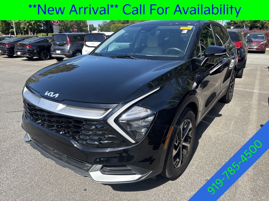 2023 Kia Sportage EX photo 3