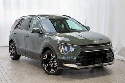 2025 Kia Niro EX Touring SUV