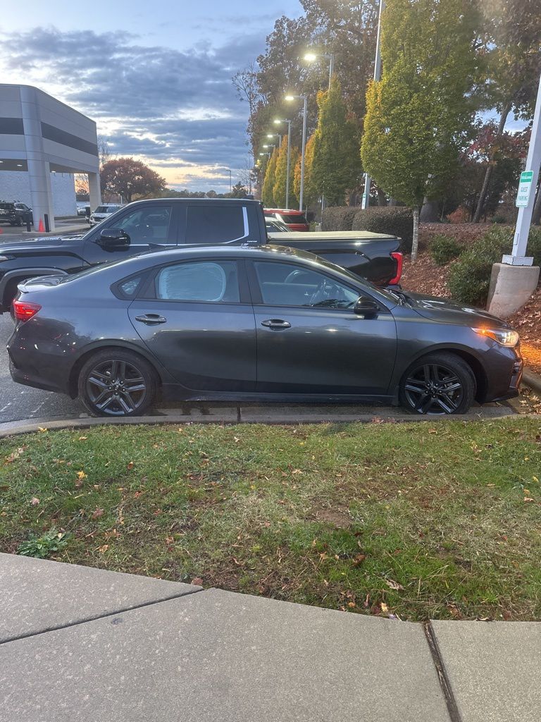 2021 Kia Forte GT-Line photo 4