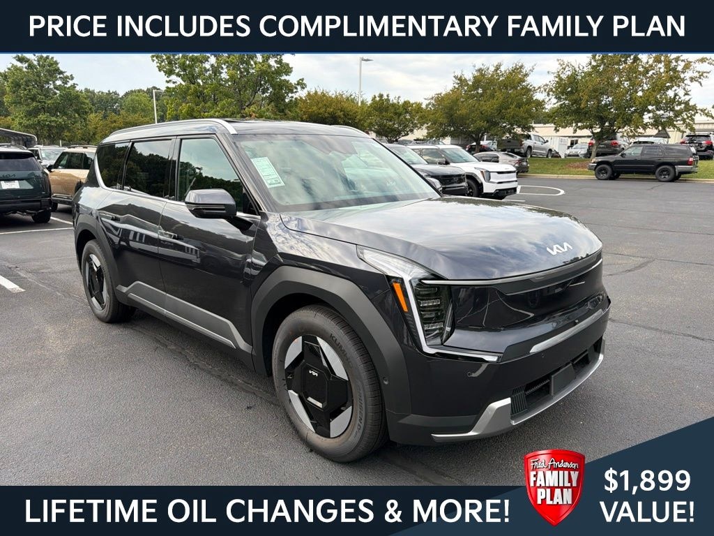 New 2026 Kia EV9 Wind SUV