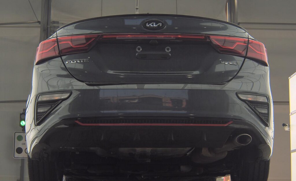 2021 Kia Forte GT-Line photo 2