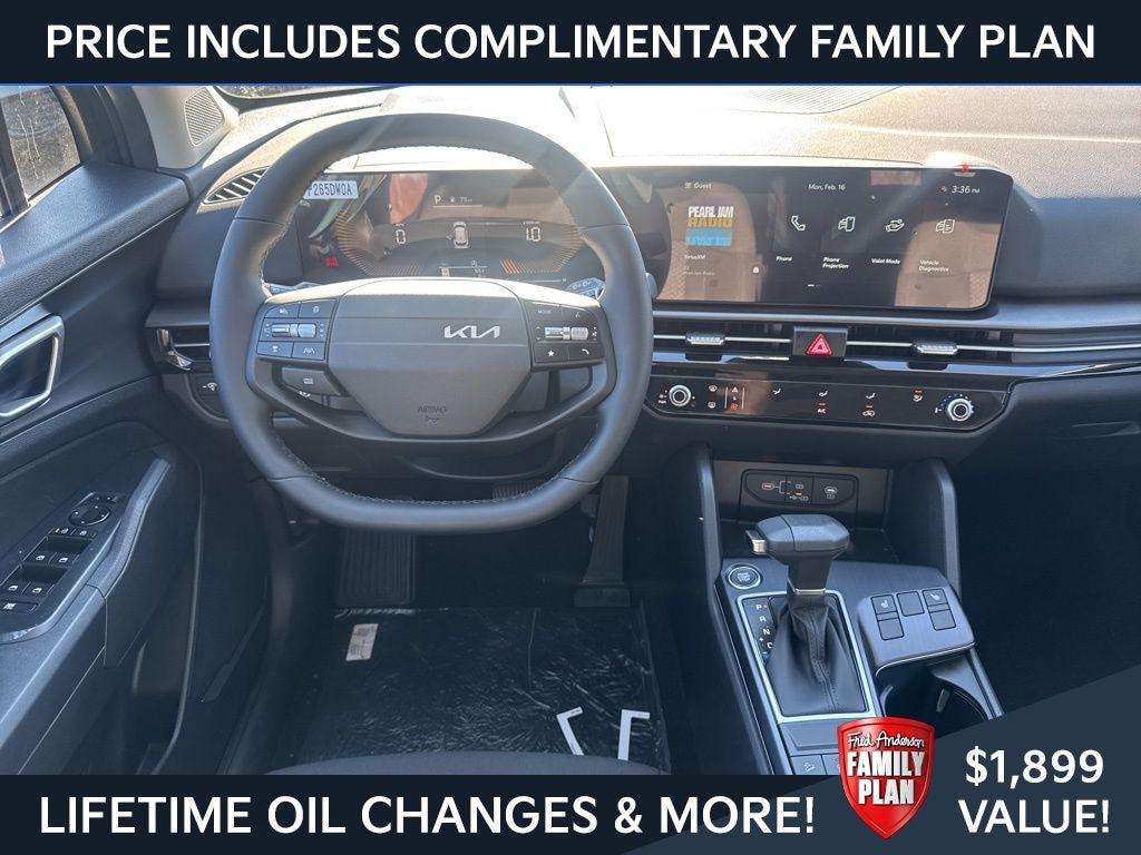 New 2026 Kia Sportage LX SUV