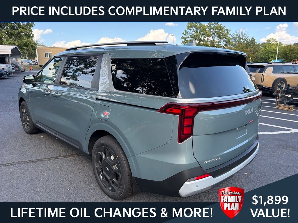 New 2027 Kia Carnival Hybrid EX Van Passenger Van