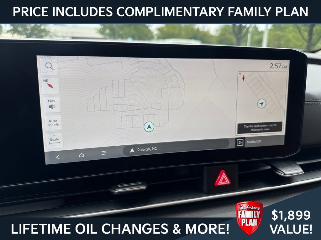 New 2026 Kia Carnival Hybrid SX Van Passenger Van