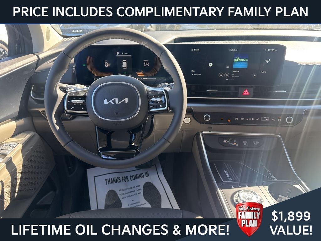 New 2026 Kia Carnival Hybrid LXS Van Passenger Van