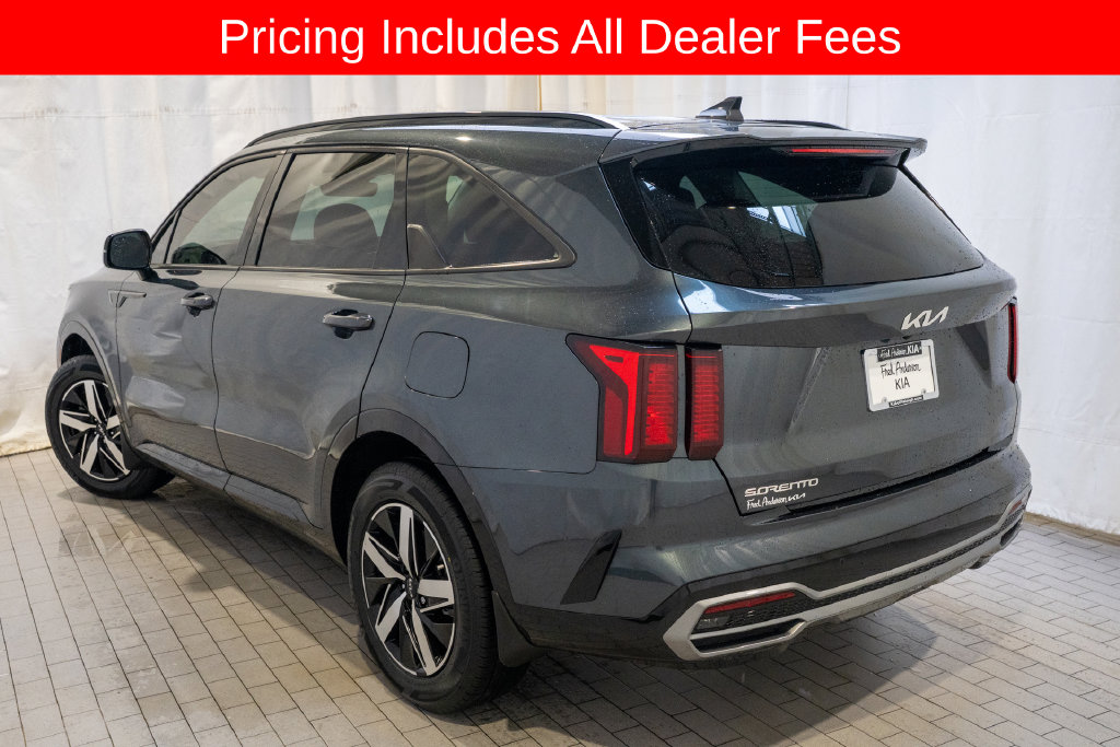 Used 2023 Kia Sorento S SUV