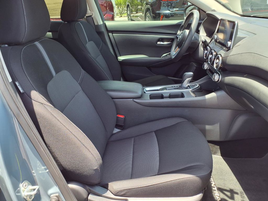 2024 Nissan Sentra SV - Photo 14
