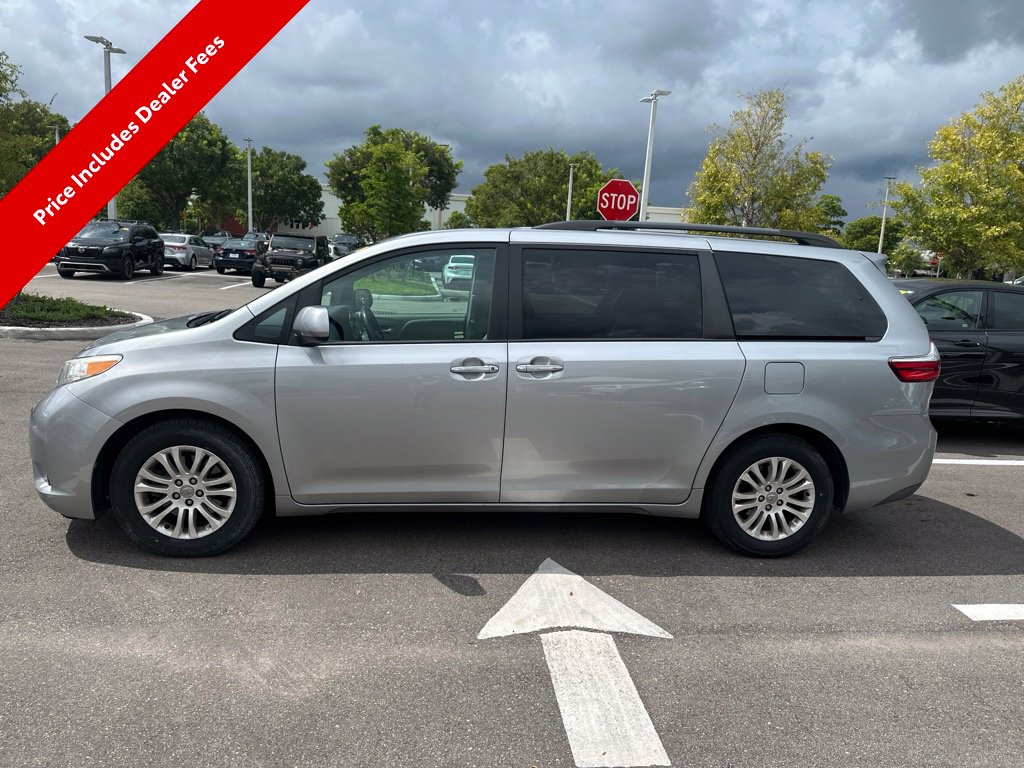 Certified 2017 Toyota Sienna XLE Minivan/Van