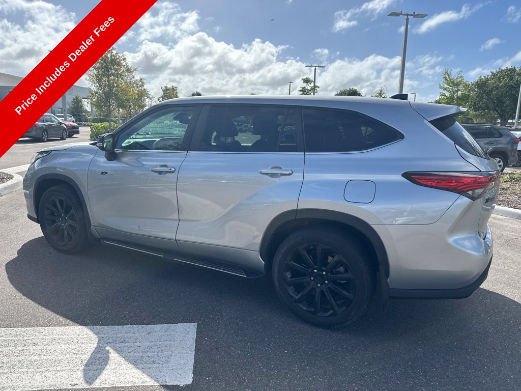 Used 2023 Toyota Highlander LE SUV