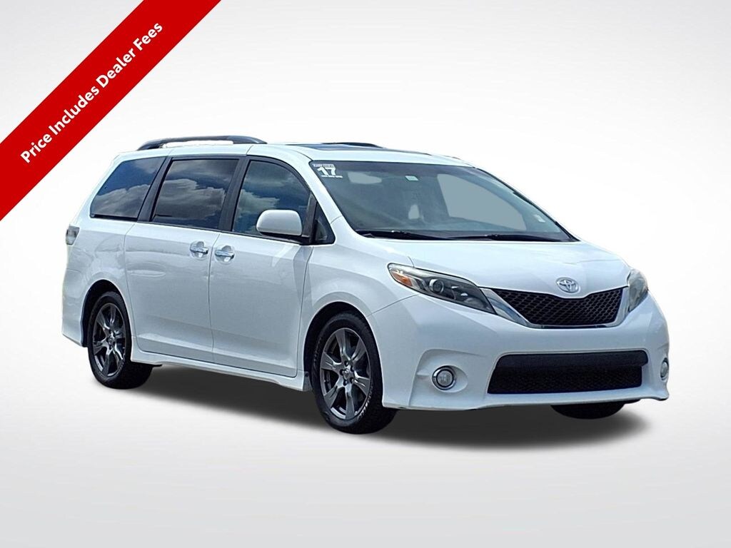 Certified 2017 Toyota Sienna SE Minivan/Van