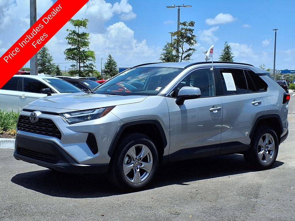 Used 2025 Toyota RAV4 XLE SUV