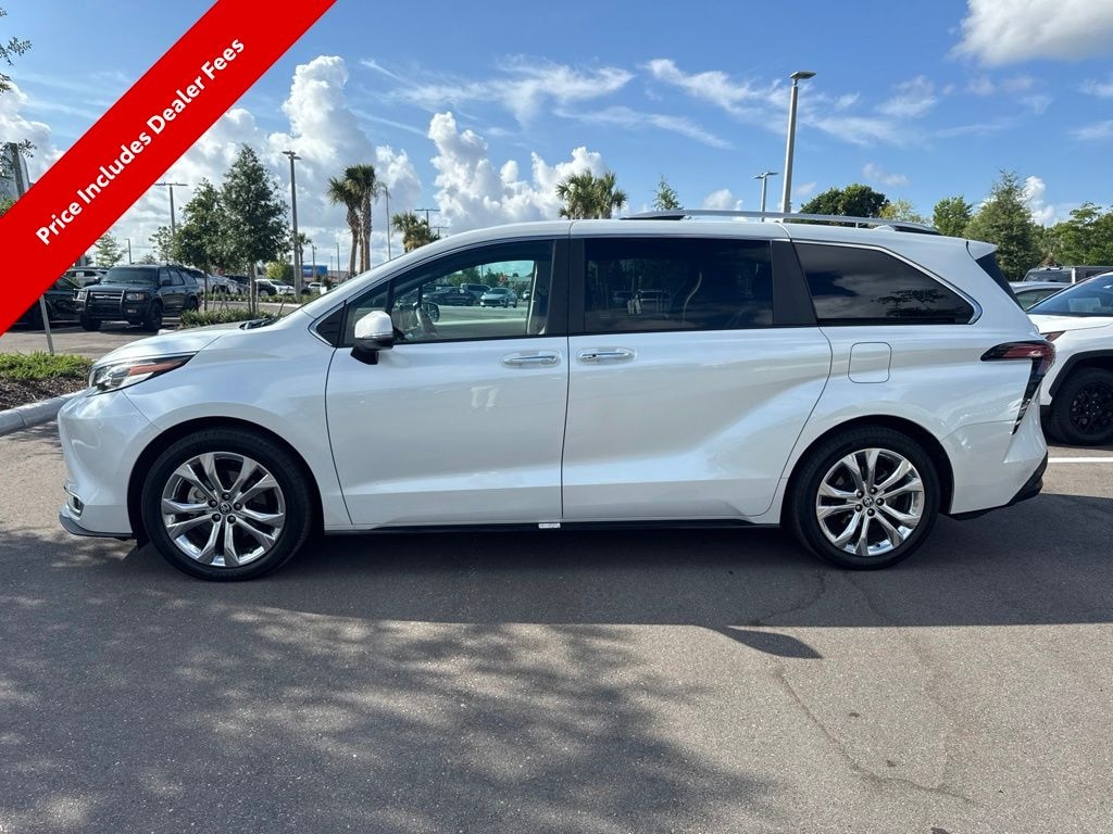 Certified 2023 Toyota Sienna Platinum Minivan/Van