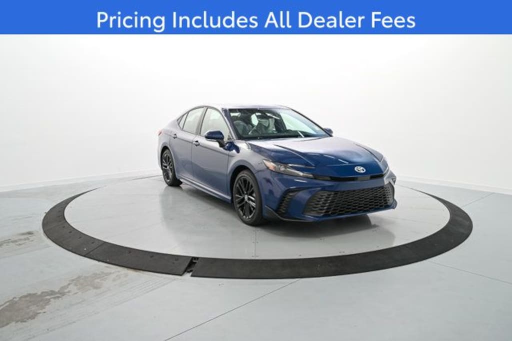 New 2026 Toyota Camry SE Sedan