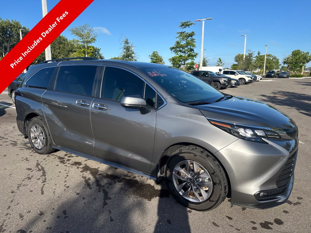 Certified 2026 Toyota Sienna XLE Minivan/Van