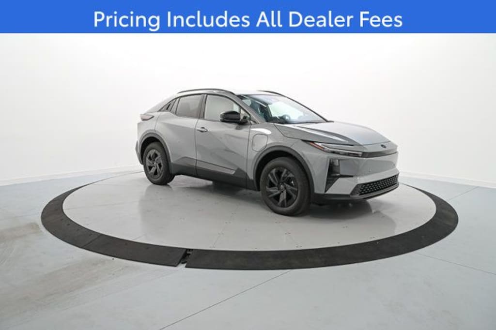 New 2026 Toyota C-HR SE SUV