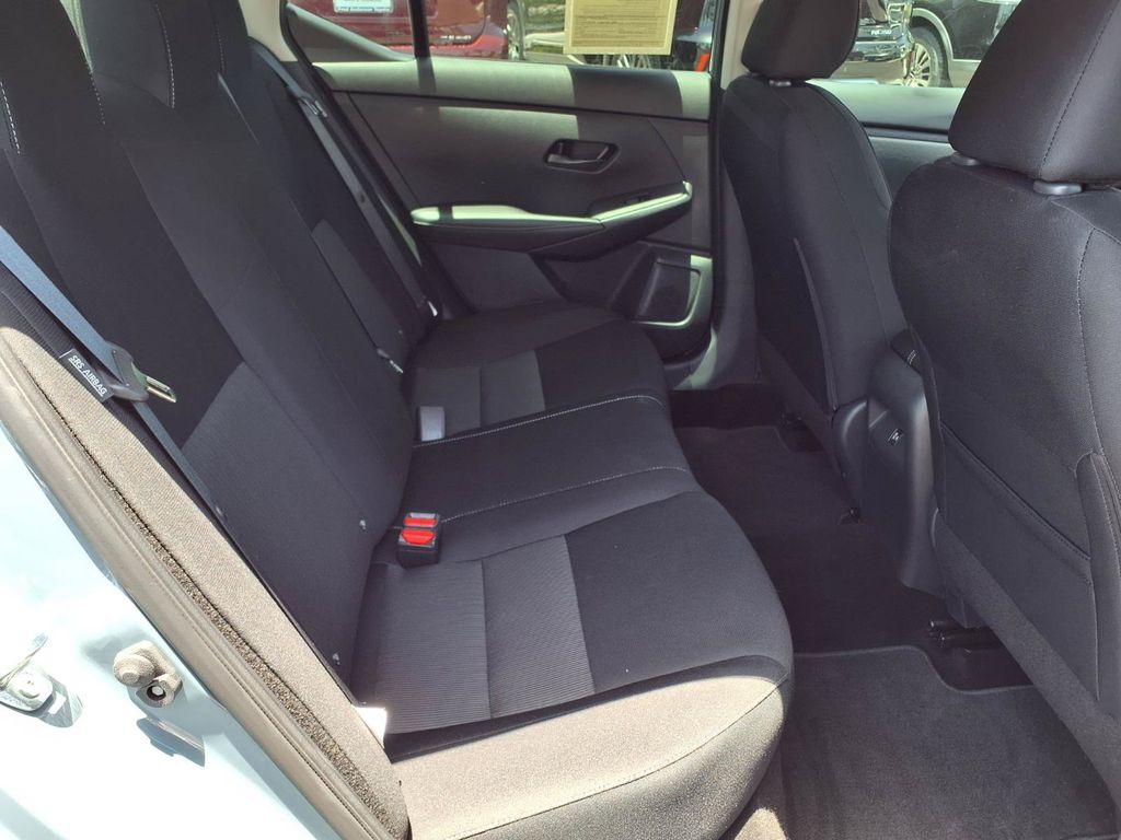 2024 Nissan Sentra SV - Photo 16