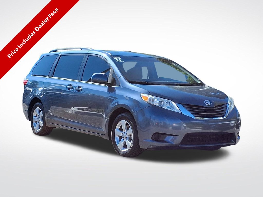 2017 Toyota Sienna LE