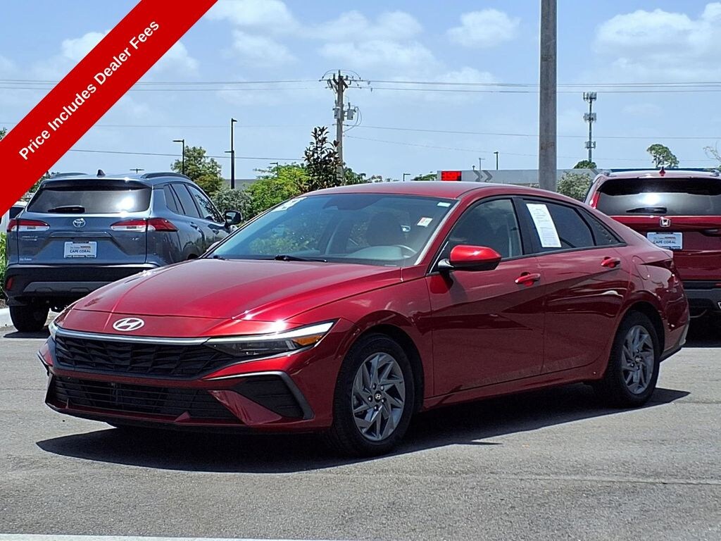 Used 2024 Hyundai Elantra Hybrid Blue Sedan