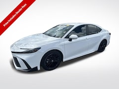 2025 Toyota Camry SE Sedan