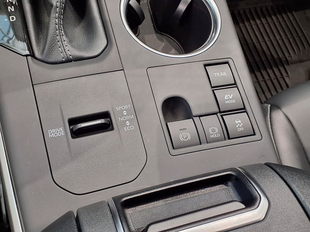 2026 Toyota Highlander XLE - Photo 22