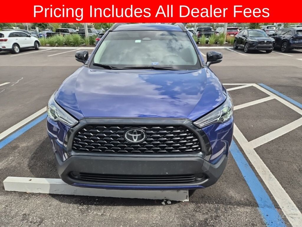 Used 2025 Toyota Corolla Cross LE SUV