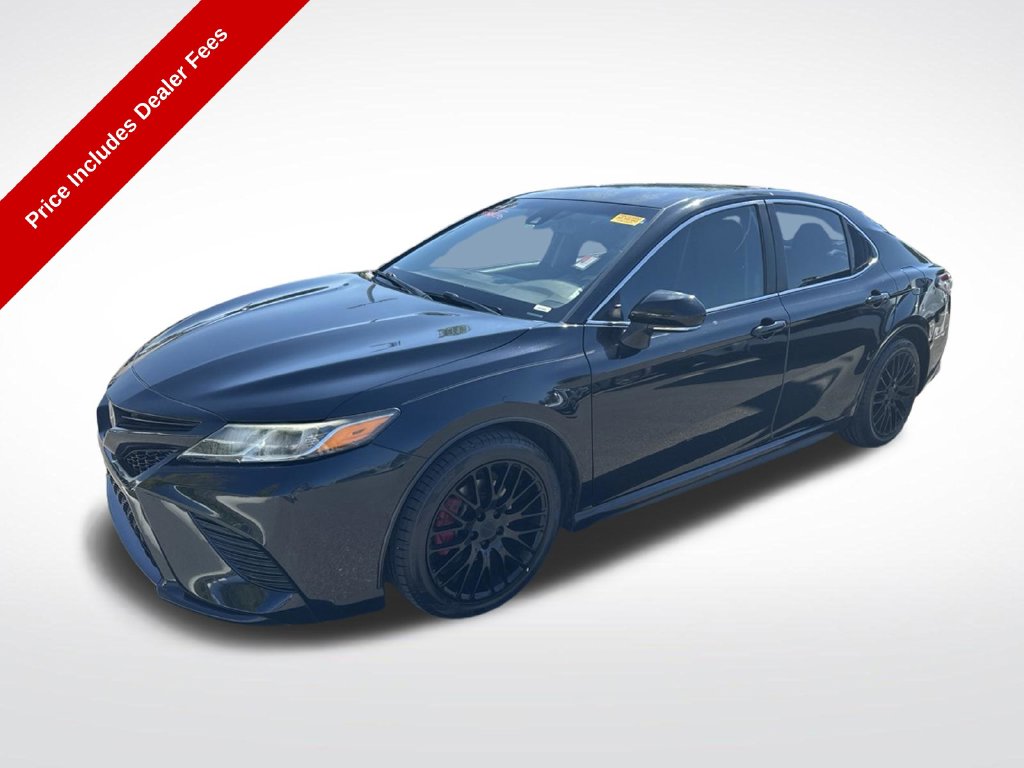 2019 Toyota Camry SE - Photo 1