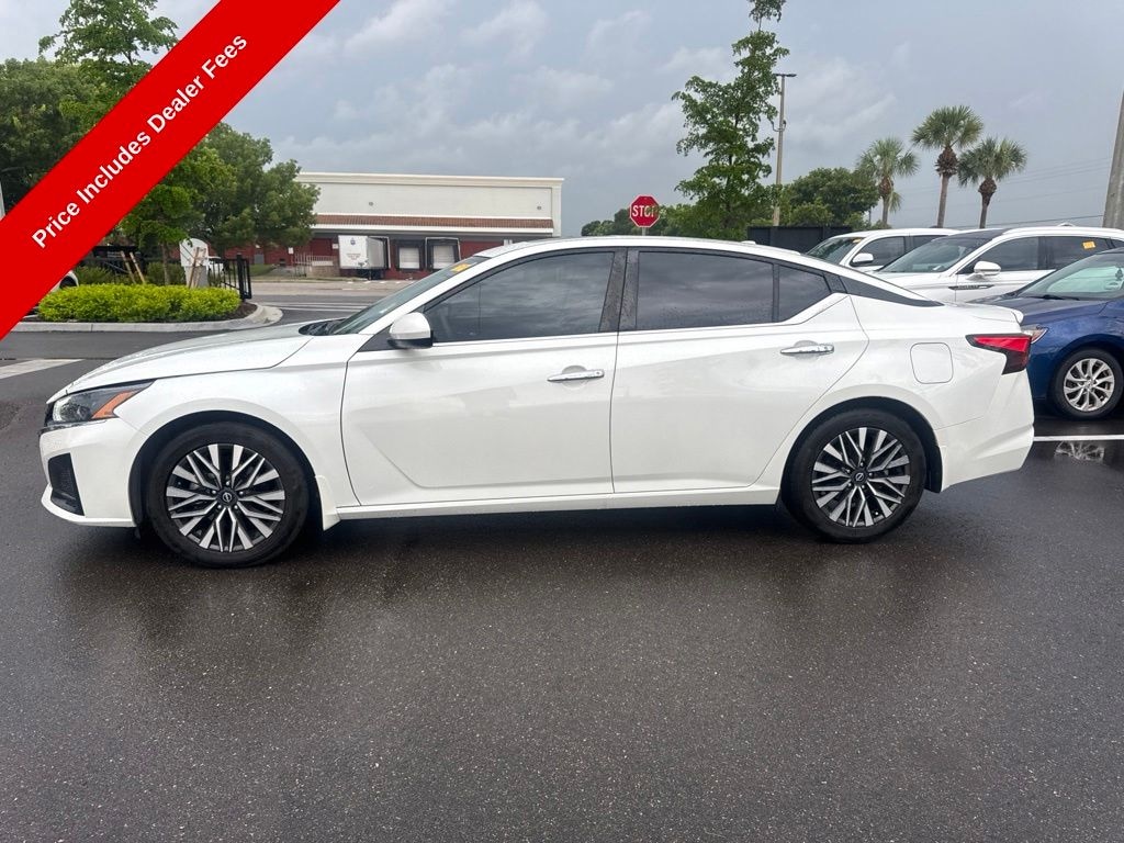 Used 2024 Nissan Altima 2.5 SV Sedan