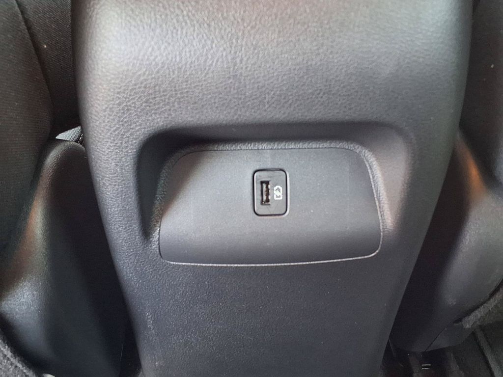 2024 Nissan Sentra SV - Photo 17