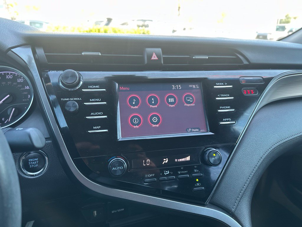 2019 Toyota Camry SE - Photo 13