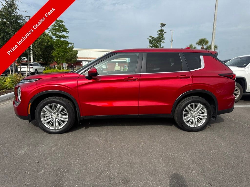 Used 2024 Mitsubishi Outlander ES SUV