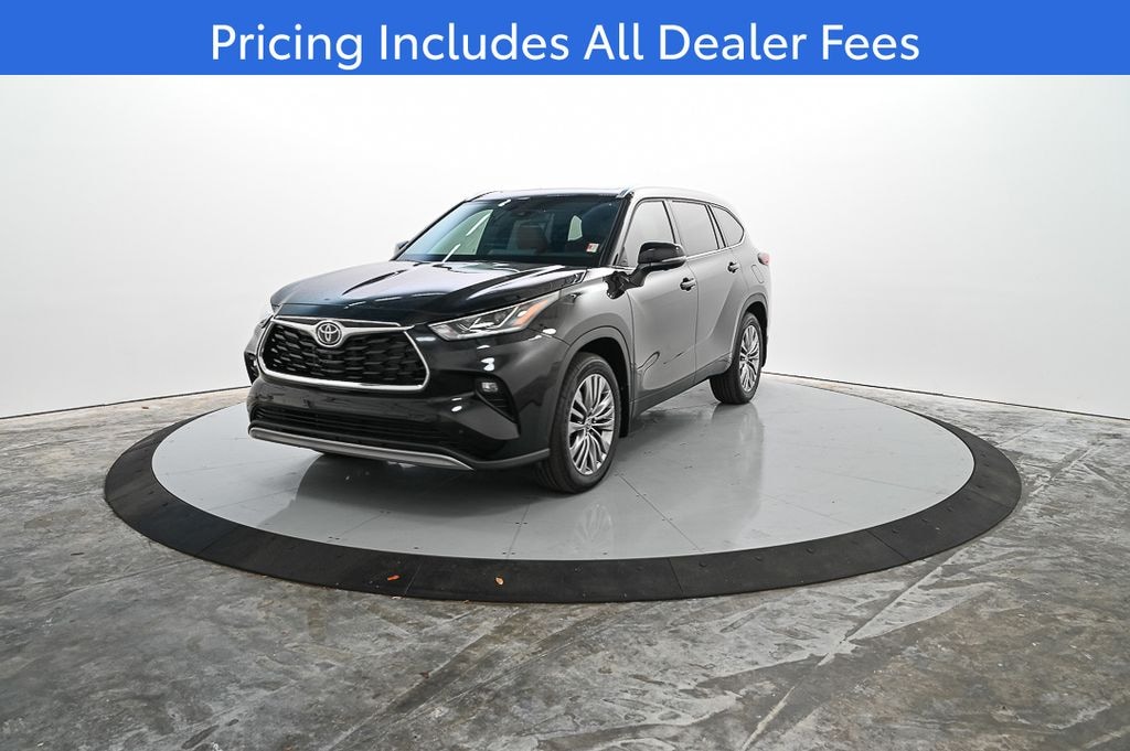 New 2026 Toyota Highlander Platinum SUV
