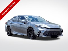 2026 Toyota Camry SE Sedan