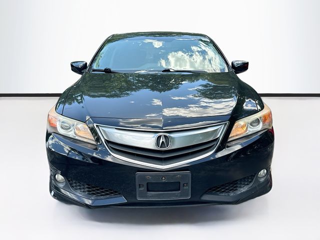 Used 2013 Acura ILX Technology with VIN 19VDE1F74DE009528 for sale in Jenkintown, PA