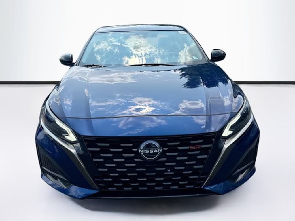 Used 2023 Nissan Altima 2.5 SR Sedan