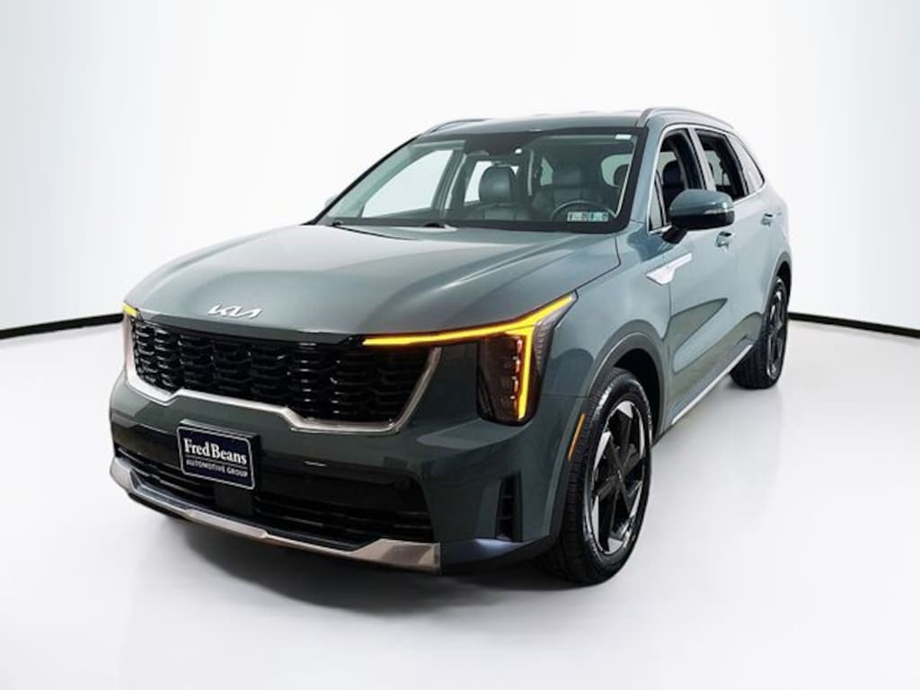 Used 2025 Kia Sorento Plug-In Hybrid EX SUV