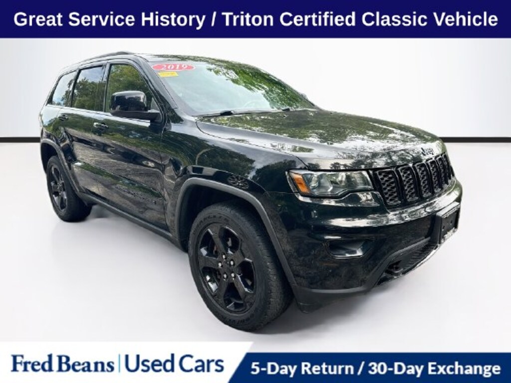 Used 2019 Jeep Grand Cherokee Laredo SUV