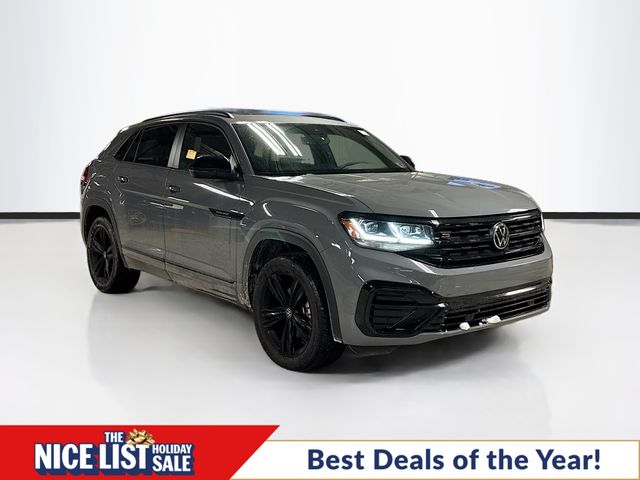 2023 Volkswagen Atlas Cross Sport SEL R-Line Black's photo