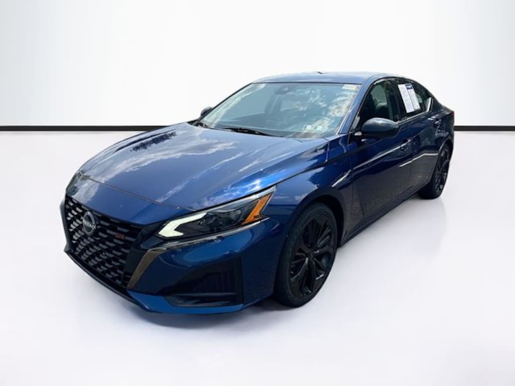 Used 2023 Nissan Altima 2.5 SR Sedan