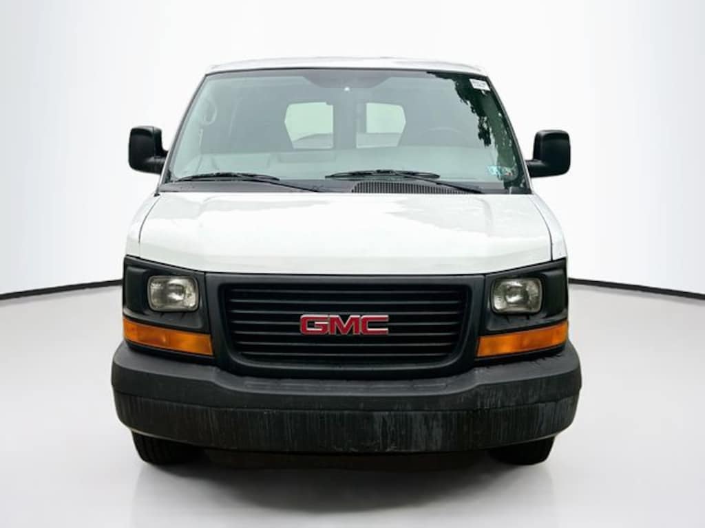 Used 2005 GMC Savana Standard Van G2500 Cargo Van